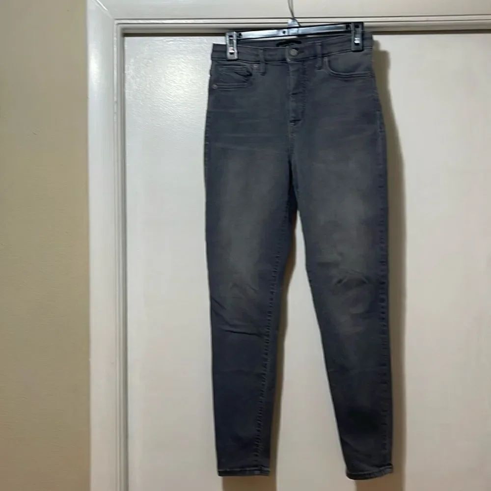 Banana Republic high-rise Skinny size 27/4